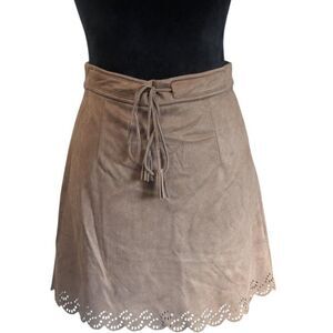 SADIE & SAGE Tan Faux Suede Scalloped Mini Skirt Small Boho Festival Western